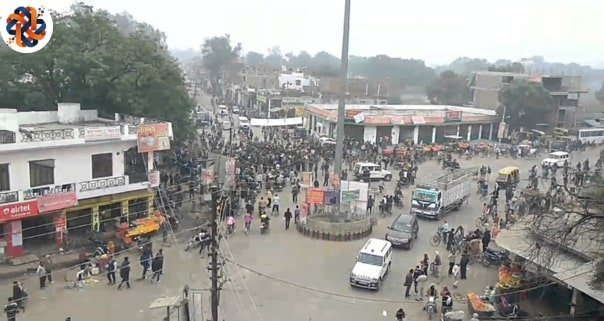 A digital marketing agency in Manjhanpur Kaushambi helping a local business.