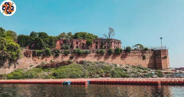 A digital marketing agency in Prayagraj (Allahabad) offering SEO services.